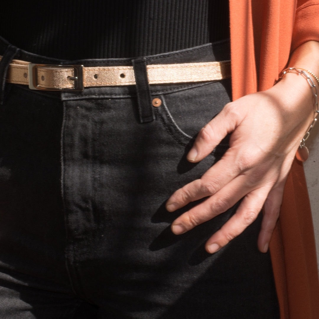 Cinturón Dorado Delgado